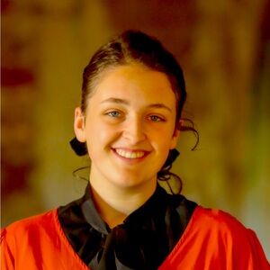 Meet your Posher, Abigail